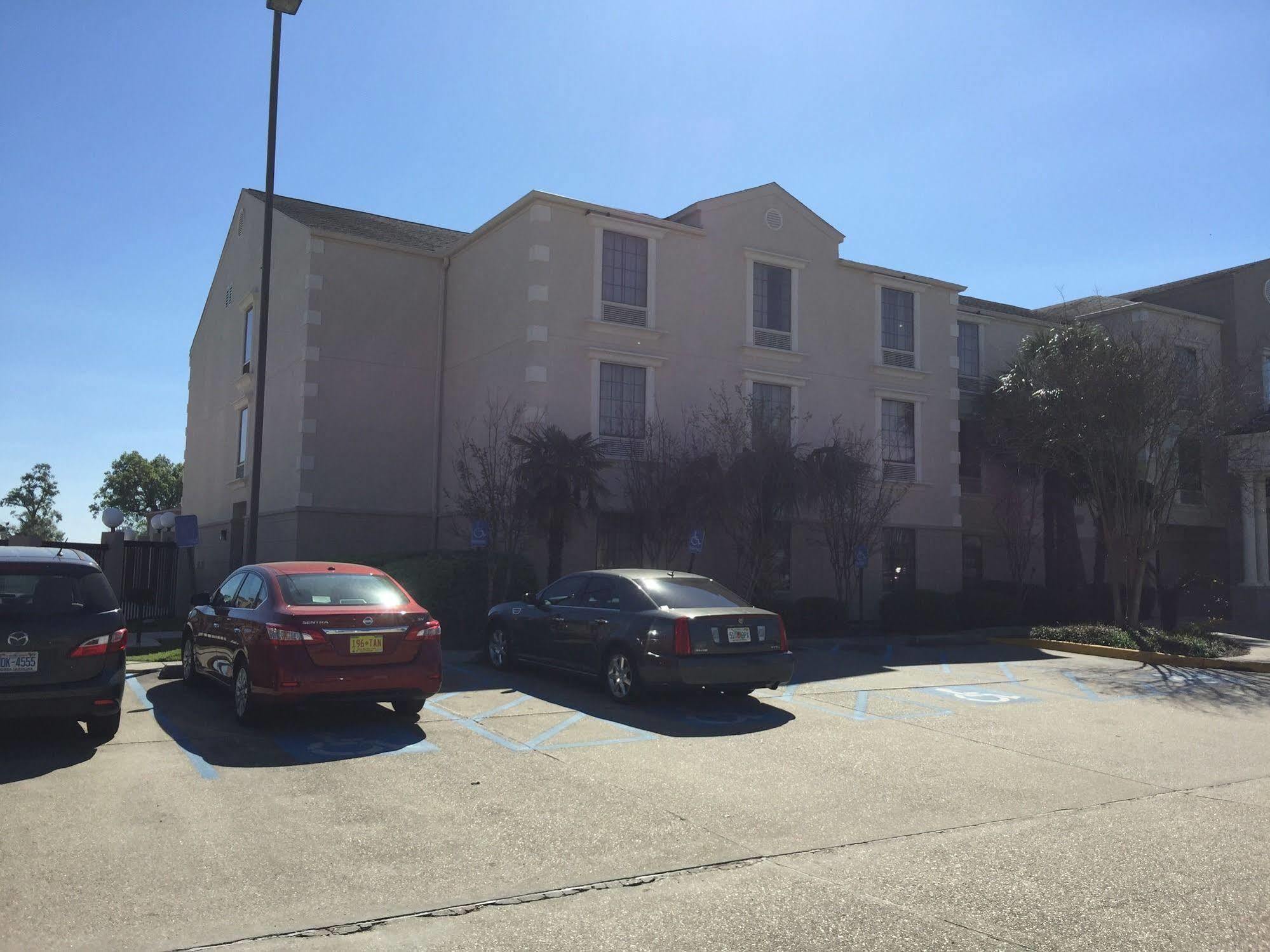 Hotel Comfort - Baton Rouge Port Allen